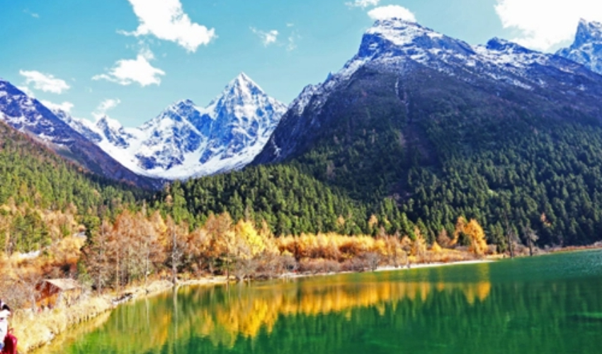 MOUNTAIN
