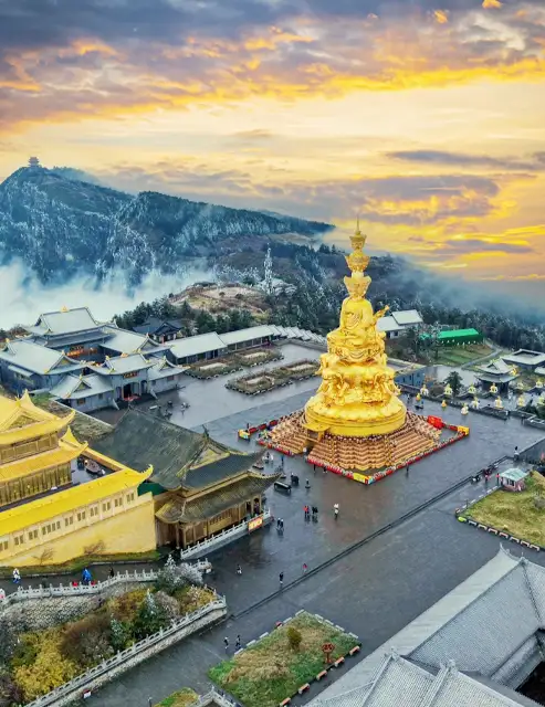Mount Emei trip
