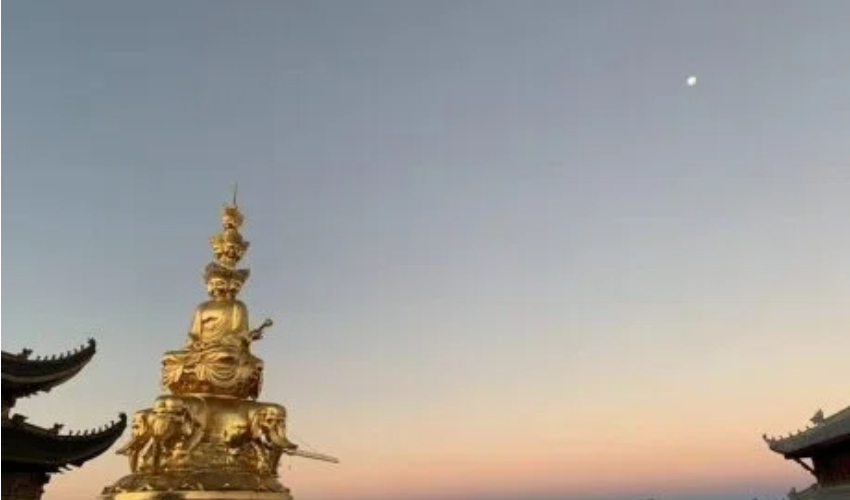mountain emei