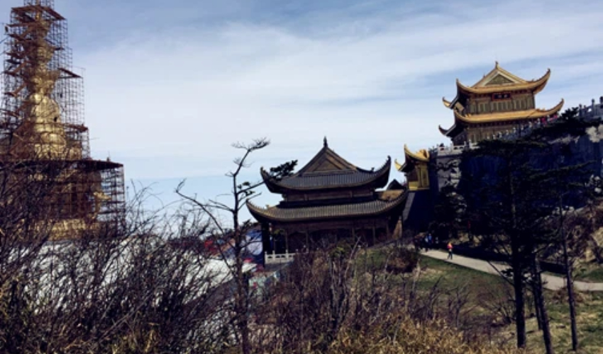 mount emei